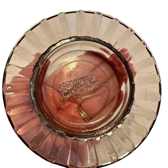 Howard Johnson Ashtray - Picture 3 of 4